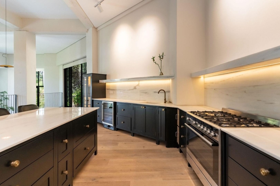 2 Bedroom Property for Sale in Tamboerskloof Western Cape